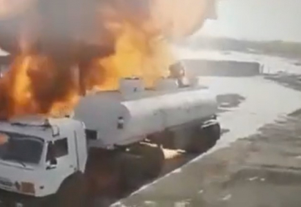 Qazaq Oil мұнай базасындағы жұмысшының өлімі видеоға түсіп қалды