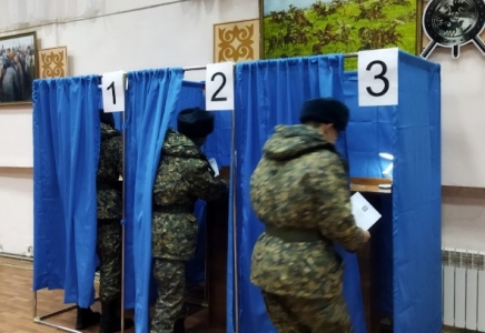 Улановцы первыми проголосовали в Шымкенте