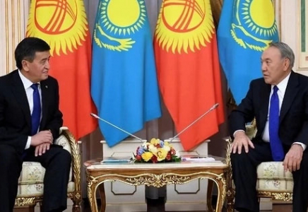 Мемлекет басшысы Қырғыз Республикасының Президенті Сооронбай Жээнбековпен телефон арқылы сөйлесті