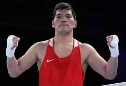 Таиландтағы турнирде қазақстандық боксшы жүлде алды