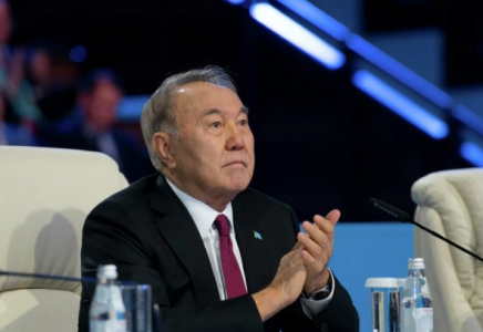 Конституциядан Назарбаевтың мәртебесіне қатысты норма алынып тасталады