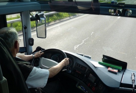 Водители автобусов будут изучать английский язык и историю города в Алматы
