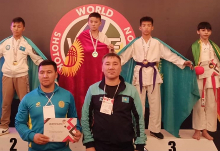 Шымкенттік каратэшілер Әлем чемпионатында 13 медаль жеңіп алды