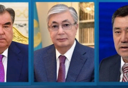 Тоқаев Қырғызстан және Тәжікстанның президенттерімен сөйлесті