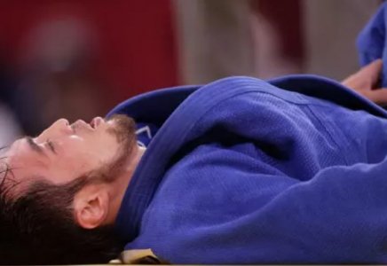 Елдос Сметов әлем чемпионатының ширек финалында жеңілді