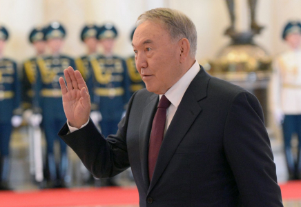 №001 марапат: Нұрсұлтан Назарбаевқа жаңа медаль тапсырылды  