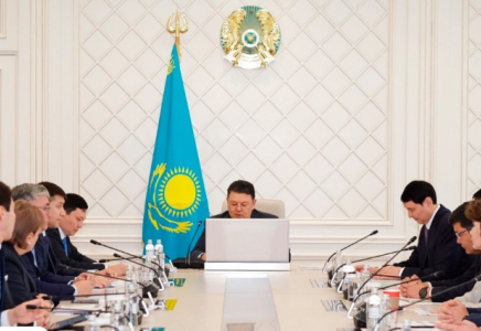 Қанат Бозымбаев коммуналдық желілерді жаңғыртуды қаржыландыруға банктердің қатысуын кеңейтуді тапсырды