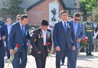 ​ЖЕҢІС ЖОЛЫН ЖАҚЫНДАТҚАН ҚАҺАРМАН