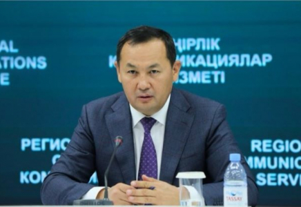 ​ШЫМКЕНТТЕ КОНСТИТУЦИЯ КҮНІНЕ ОРАЙ БІР РЕТТІК ӘЛЕУМЕТТІК КӨМЕК ТӨЛЕНУДЕ