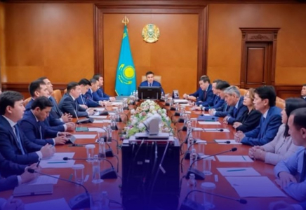 ​АППАРАТ ОТЫРЫСЫ: Шымкент қаласындағы өзекті мәселелер талқыланды