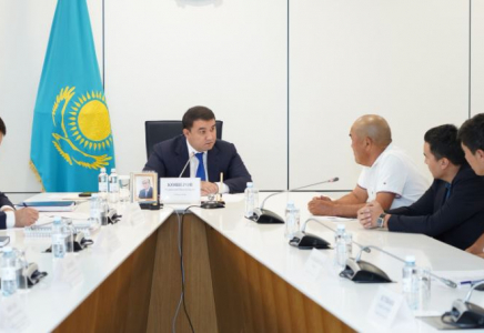 Түркістан облысының әкімі тұрғындардың ұсыныстары мен өтініштерін тыңдады