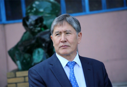 Депутат Алмазбек Атамбаевты қол сұқпаушылық құқығынан айыруды талап етті
