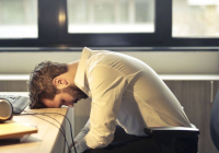 "Үйіңде біреу күтіп отырса, сол бақыт екен": ажырасқан еркек әйелінің қадірін кеш түсінгенін айтты