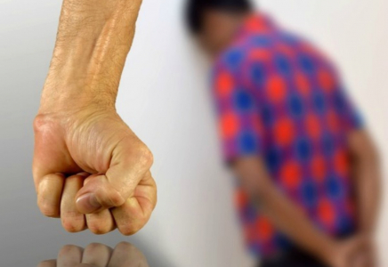 Алматы облысында ер азамат көрші баланы ұрып, артынша зорлаған