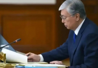 Қасым-Жомарт Тоқаев елшілер арасында ауыс-түйіс жасады