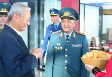 Астанаға ШЫҰ-ға мүше елдердің қорғаныс министрлері келді