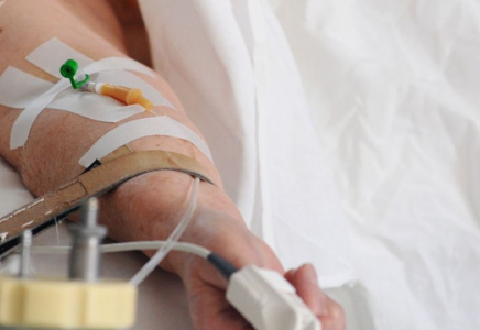 40 жасқа толмаған науқастар да көз жұмып жатыр – дәрігерлер жағдайды түсіндірді  