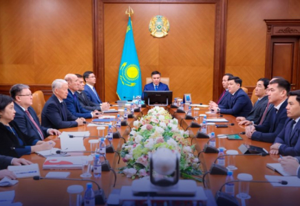 ​ШЫМКЕНТ ҚАЛАСЫНЫҢ ӘКІМДІГІ ПРЕЗИДЕНТ ЖОЛДАУЫМЕН ТАНЫСТЫ
