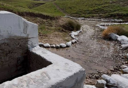 ТҮРКІСТАН: «Мөлдір бұлақ» экологиялық акциясы аясында бұлақ көздері тазартылды