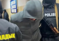 Өскеменде ер адамды ұрып өлтіріп, мәйітін аурухана маңына тастап кеткендер ұсталды