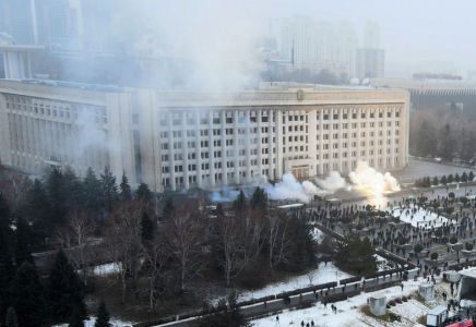 Алматыда Республика алаңында қаза тапқан әскерилерге мемориал орнатылады