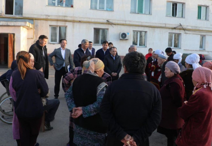 ТҮРКІСТАН: Облыс әкіміне айтылған мәселелер шешіліп жатыр