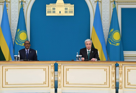 Қазақстан мен Руанда президенттері БАҚ өкілдері үшін брифинг өткізді