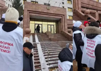 Тоқаев бас прокурорға баласы әскерде қаза тапқан аналардың шағымын қарауды тапсырды