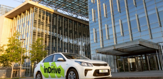 inDrive сапар бағасы тапсырыс бермей тұрып белгілі болатын «Бір басумен» тарифін іске қосты 
