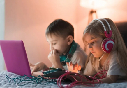 Оқушылардың ChatGPT ботын қолдануына ата-анасы шектеу қоя алады Оқушылардың ChatGPT ботын қолдануына ата-анасы шектеу қоя алады