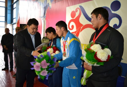 ​Түркістан спортшылары әлем чемпионатында қос бірдей күміс пен қола медальды еншіледі  