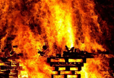 Үндістанның оңтүстігіндегі ірі өрттен бес адам қайтыс болды