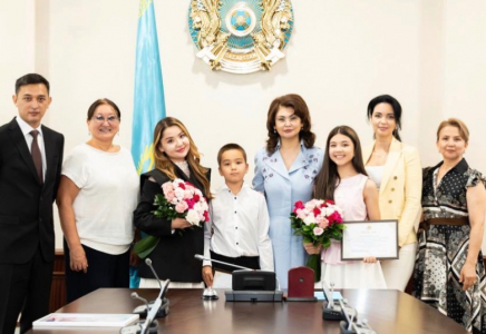 Аида Балаева халықаралық музыкалық байқаулардың жүлдегерлерін құттықтады