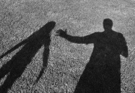 Қостанай тұрғыны экс-күйеуін асыранды қызына жыныстық зорлық көрсетті деп айыптады