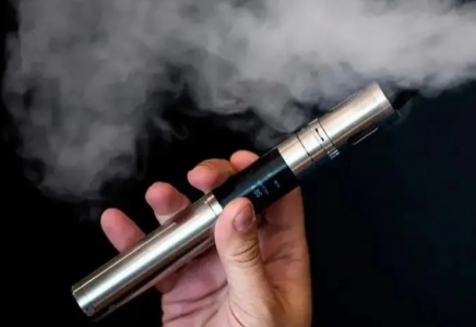 ​Өзбекстанда вейпке тыйым салынды