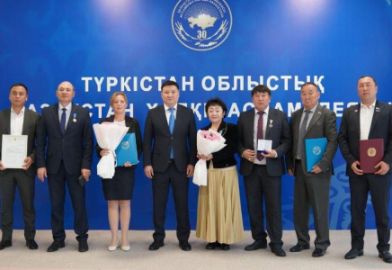 Түркістанда бірлік пен татулықты нығайтуға үлес қосқан азаматтар марапатталды