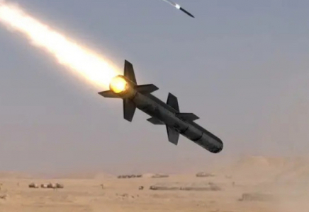 Иран Кувейттегі америкалық тікұшақ базасына соққы жасады