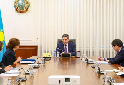 Жекеменшік мектептер мен клиникаларды қаржыландыру қайта қаралады