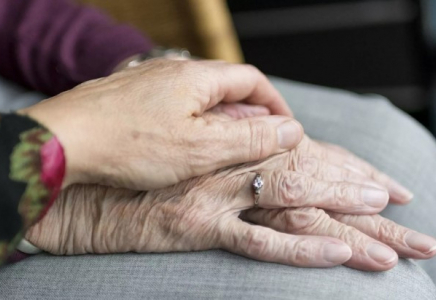 Қазақстанда ер адамдар әйелдерге қарағанда 8 жыл аз өмір сүреді