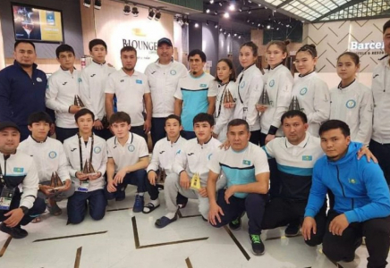 Қазақстан балуандары Азия ойындарын 9 медальмен аяқтады Қазақстан балуандары Азия ойындарын 9 медальмен аяқтады