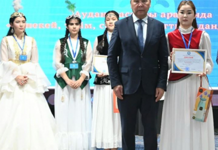 ТҮРКІСТАН: Жетісайда тіл жанашырлары арасында байқау өтті