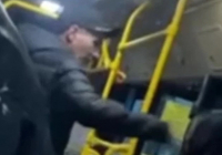 Петропавлда мас еркек автобуста 12 жастағы оқушыны ұрып кетті
