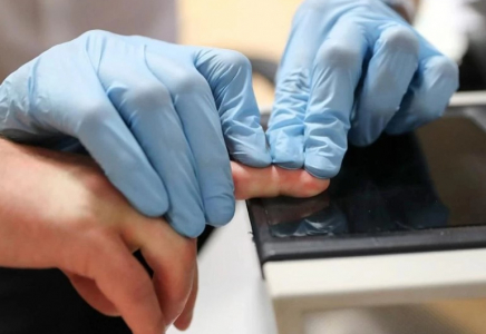 Қазақстанда саусақ ізін тапсыру ерікті болады: Сенат заңға өзгеріс енгізді