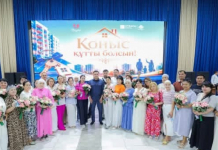 ​ШЫМКЕНТТЕ ТАҒЫ 30 ОТБАСЫ ЖАҢА ПӘТЕРДІҢ КІЛТІНЕ ИЕ БОЛДЫ
