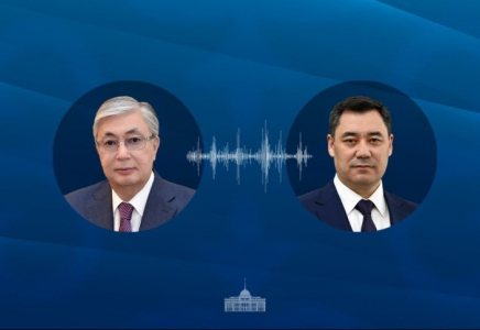 Мемлекет басшысы Қырғызстан Президентімен телефон арқылы сөйлесті