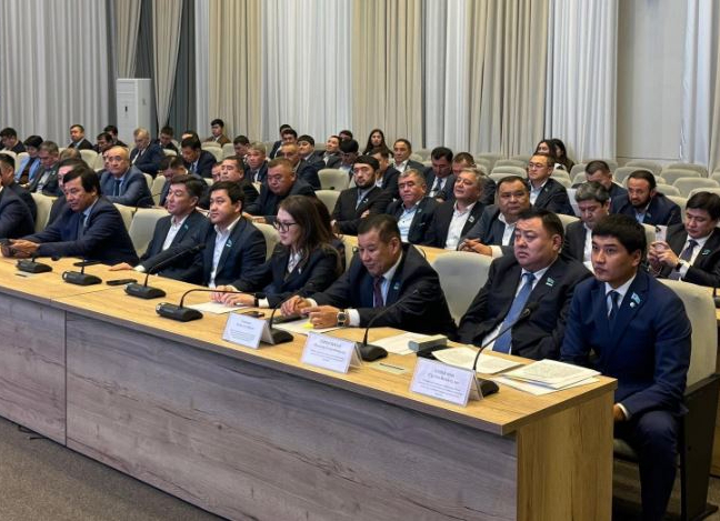 Түркістан облыстық мәслихатының кезекті сессиясында маңызды мәселелер қаралды