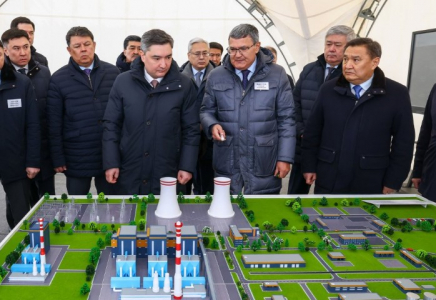 Премьер-министр Көкшетауда ЖЭО салу барысын тексерді