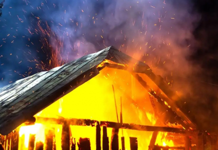 Ақсуда газ баллоны жарылып, үш адам ауруханаға түсті