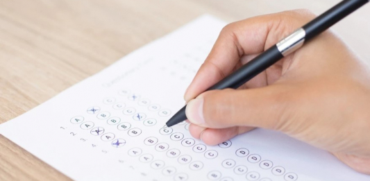 2027 жылы түлектер шетелдік университеттер де қабылдайтын жаңа тест тапсырады