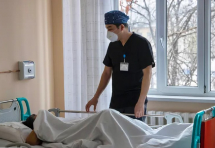 Ақтауда екі қатарласынан әлімжеттік көрген мектеп оқушысы ауруханадан бір-ақ шықты